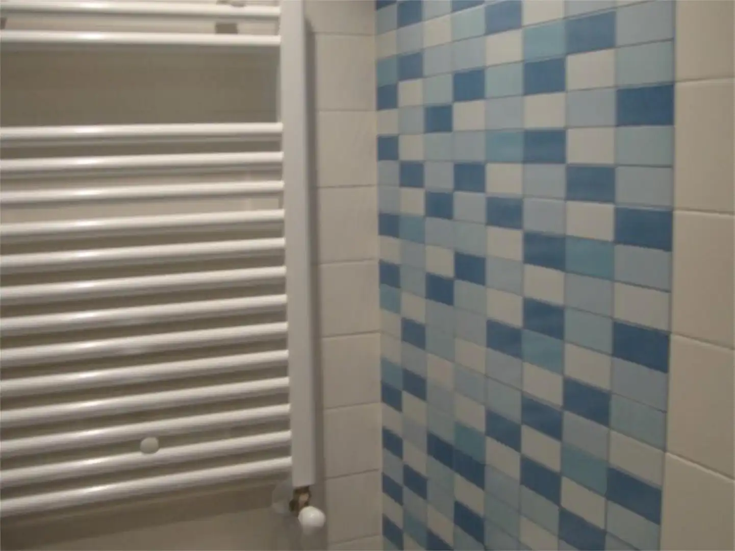 Wohnung zum Verkauf in Calle Doctor Creus, 13, Casco Histórico Badezimmer von Wohnung zum Verkauf in Guadalajara Capital mit Klimaanlage