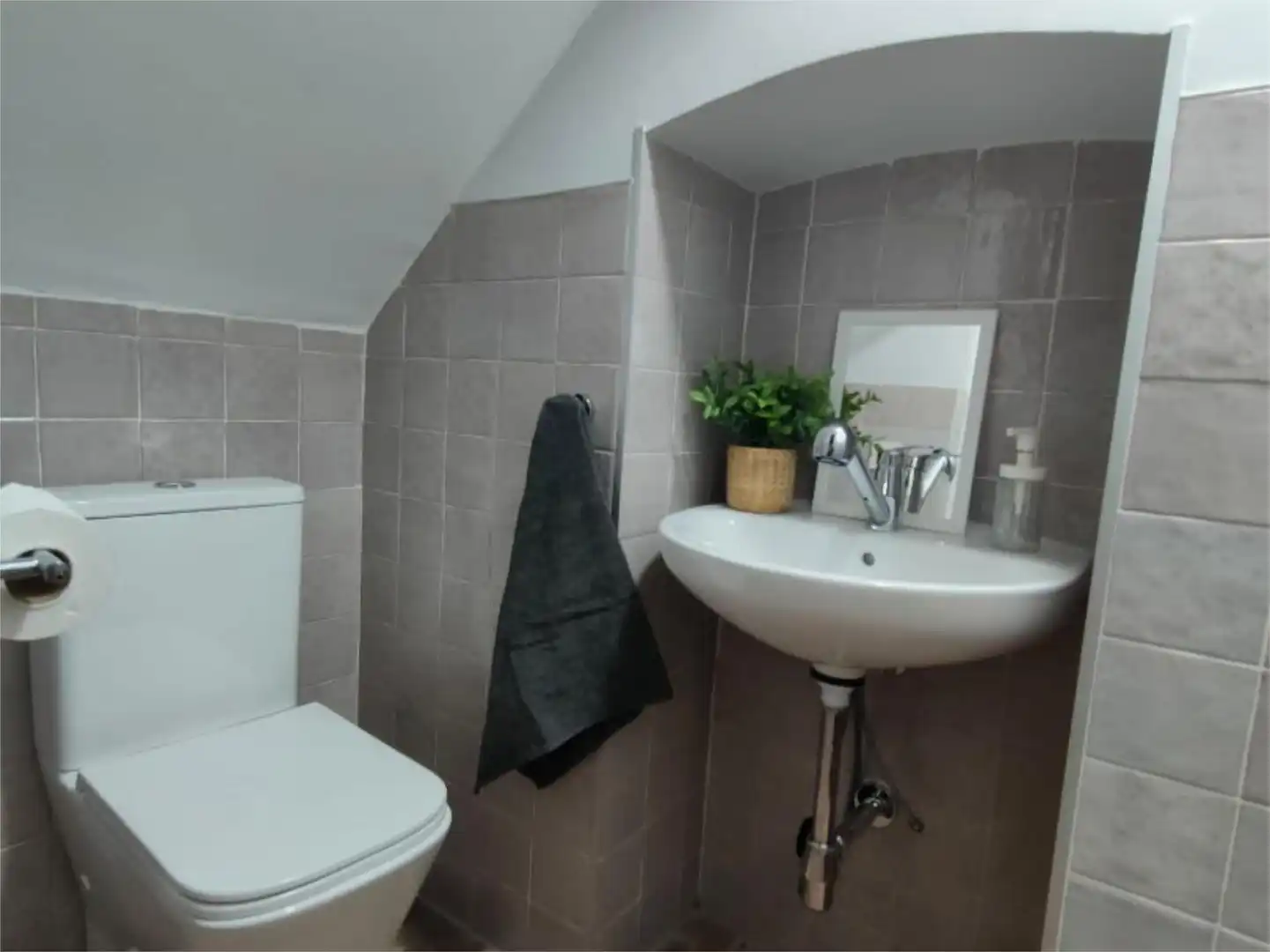 Bathroom of Detached homes for sale in Sevilla  with Air Conditioner, Heating and Furnished