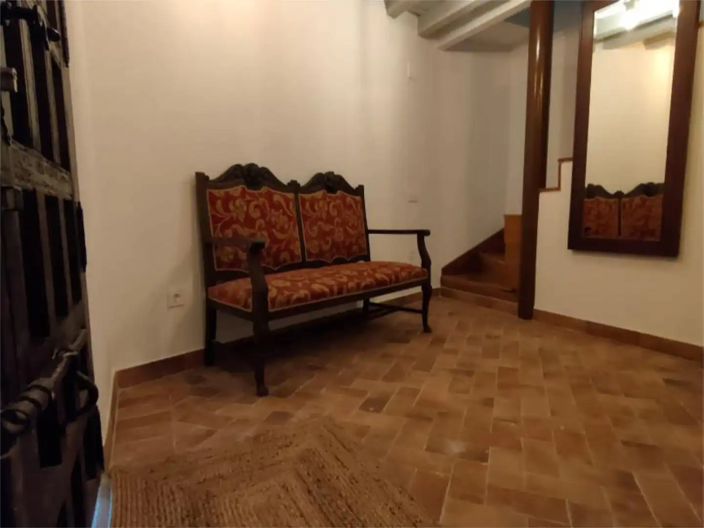 Detached homes for sale in Sevilla  with Air Conditioner, Heating and Furnished