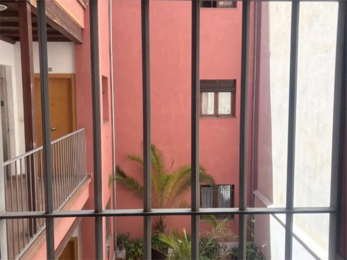 Flat for rent in Calle Santiago, 30, San Matías - Realejo Balcony of Flat for rent in Granada with Air Conditioner, Heating and Parquet flooring
