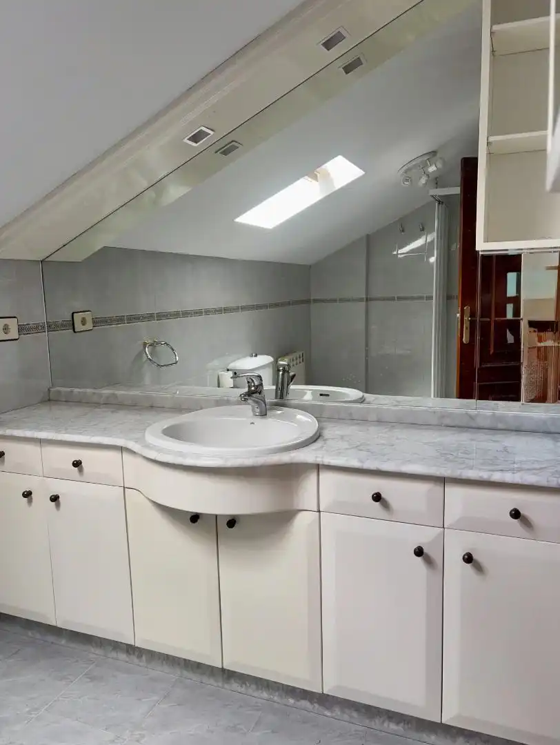 Casa o xalet en venda a Rúa Santa Lucía, 1, Meaño Bany de Casa o xalet en venda en Meaño amb Aire condicionat, Calefacció i Jardí privat