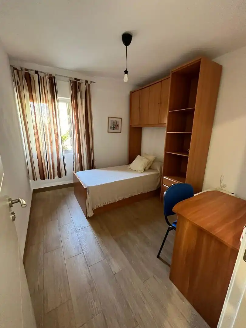 Room in Pasaje San Sebastián, 4, Huerta de la Reina - Trassierra Room in Pasaje San Sebastián, 4, Huerta de la Reina - Trassierra
