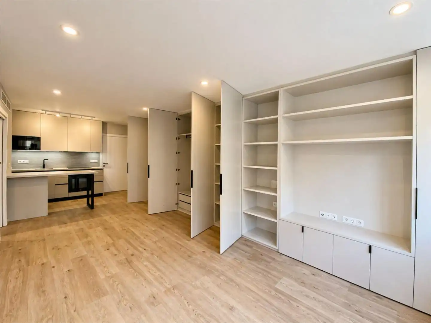 Apartments for rent in Carrer de Jordi Villalonga I Velasco, 2, Nord Apartments for rent in Palma de Mallorca with Air Conditioner