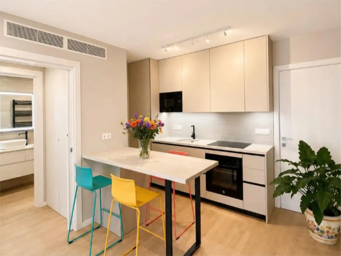Apartments for rent in Carrer de Jordi Villalonga I Velasco, 2, Nord Kitchen of Apartments for rent in Palma de Mallorca with Air Conditioner