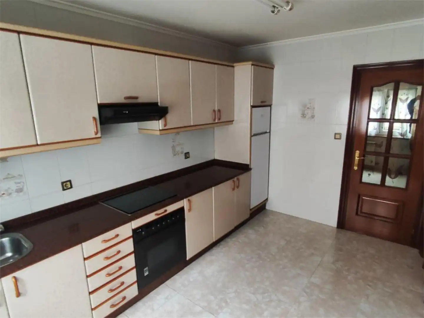 Flat for sale in Calle de Álava, 10, Pumarín Kitchen of Flat for sale in Gijón