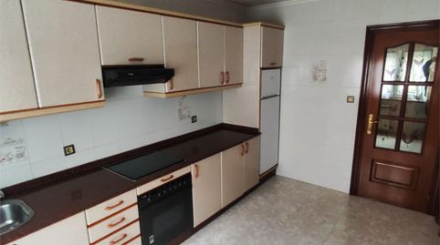 Foto 4 de Piso en venta en Calle de Álava, 10, Pumarín, Gijón