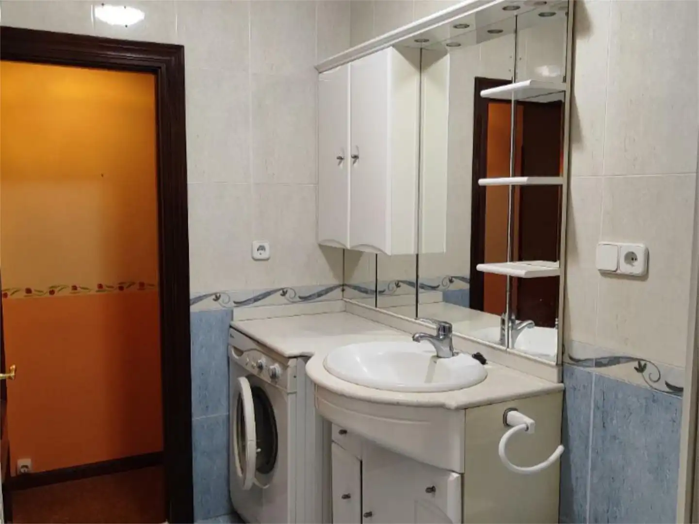 Flat for sale in Calle de Álava, 10, Pumarín Bathroom of Flat for sale in Gijón