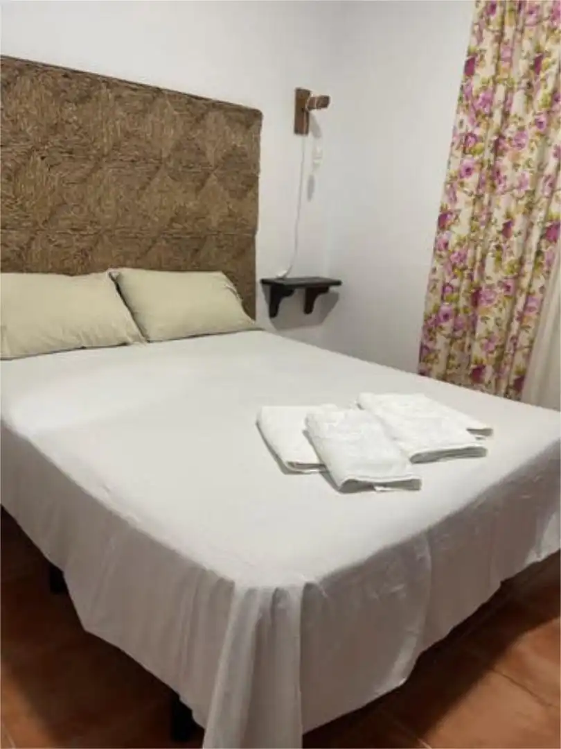 Casa adosada de alquiler en La Coquina Habitación de Casa adosada de alquiler en Chiclana de la Frontera con Calefacción, Jardín privado y Terraza