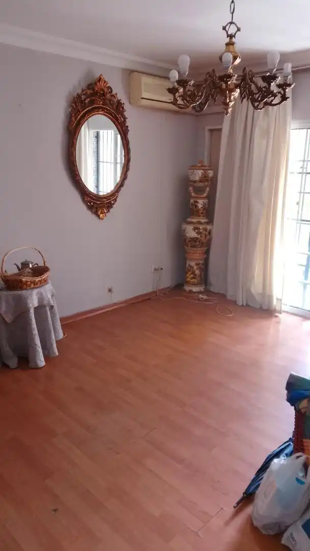 Bedroom of Flat for sale in Sevilla  with Air Conditioner, Heating and Parquet flooring