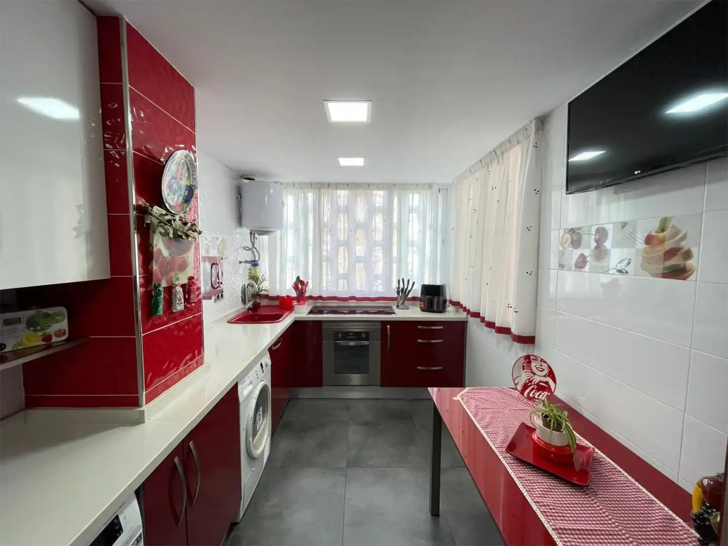 Piso en venta en Calle Guadalbullón, 16, Palma - Palmilla Cocina de Piso en venta en Málaga Capital con Aire acondicionado