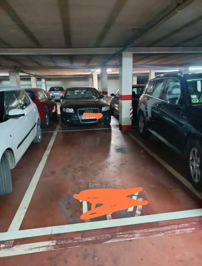 Aparcament de Garatge de lloguer en Valladolid