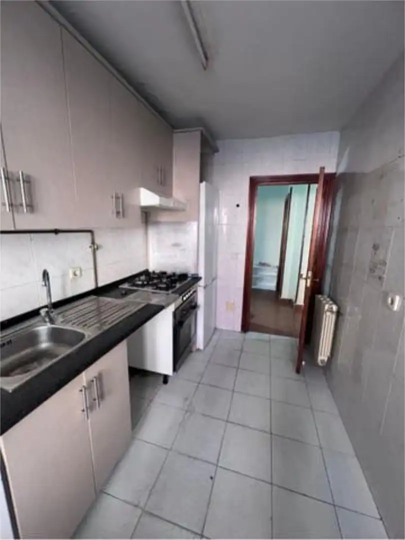 Cocina de Piso en venta en Madrid con Calefacción y Terraza