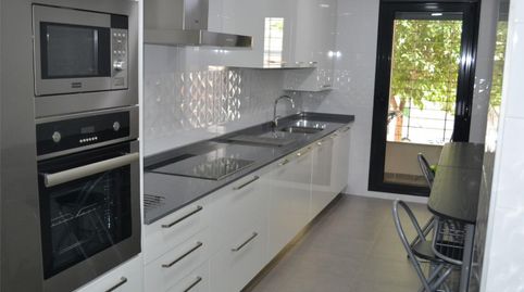 Photo 3 of Flat for rent in Street Calle Maimónides, 4, Doctor Barraquer - G. Renfe - Policlínico, Sevilla Capital