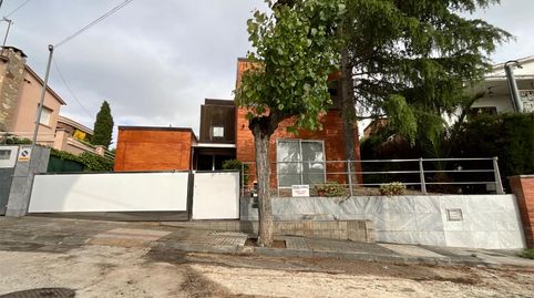 Foto 2 von Haus oder Chalet zum Verkauf in Carrer Quatre Vents, 7, Sant Esteve Sesrovires, Barcelona