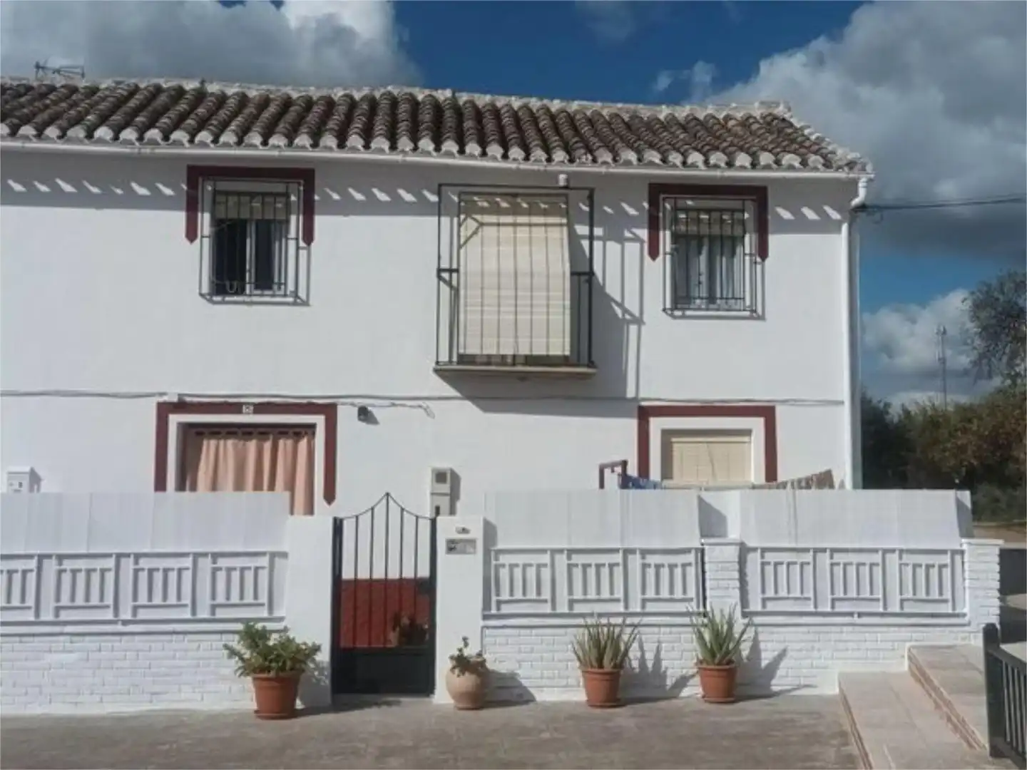 Vista exterior de Casa o xalet en venda en Archidona amb Terrassa i Balcó