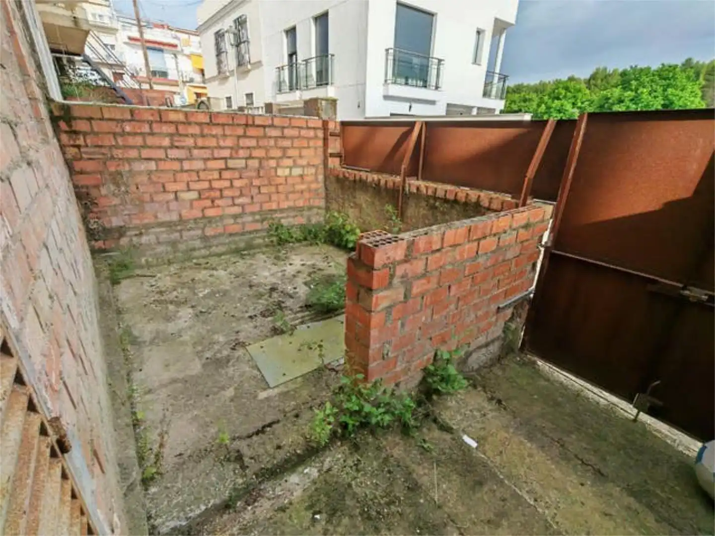 Houses for sale in Santiponce