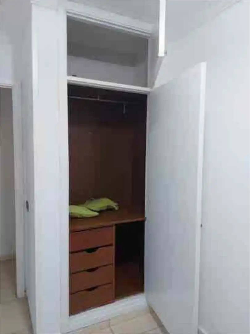 Wohnung zur Miete in La Salle - Cuatro Torres Schlafzimmer von Wohnung zur Miete in Santa Cruz de Tenerife mit Privatgarten, Terrasse und Möbliert