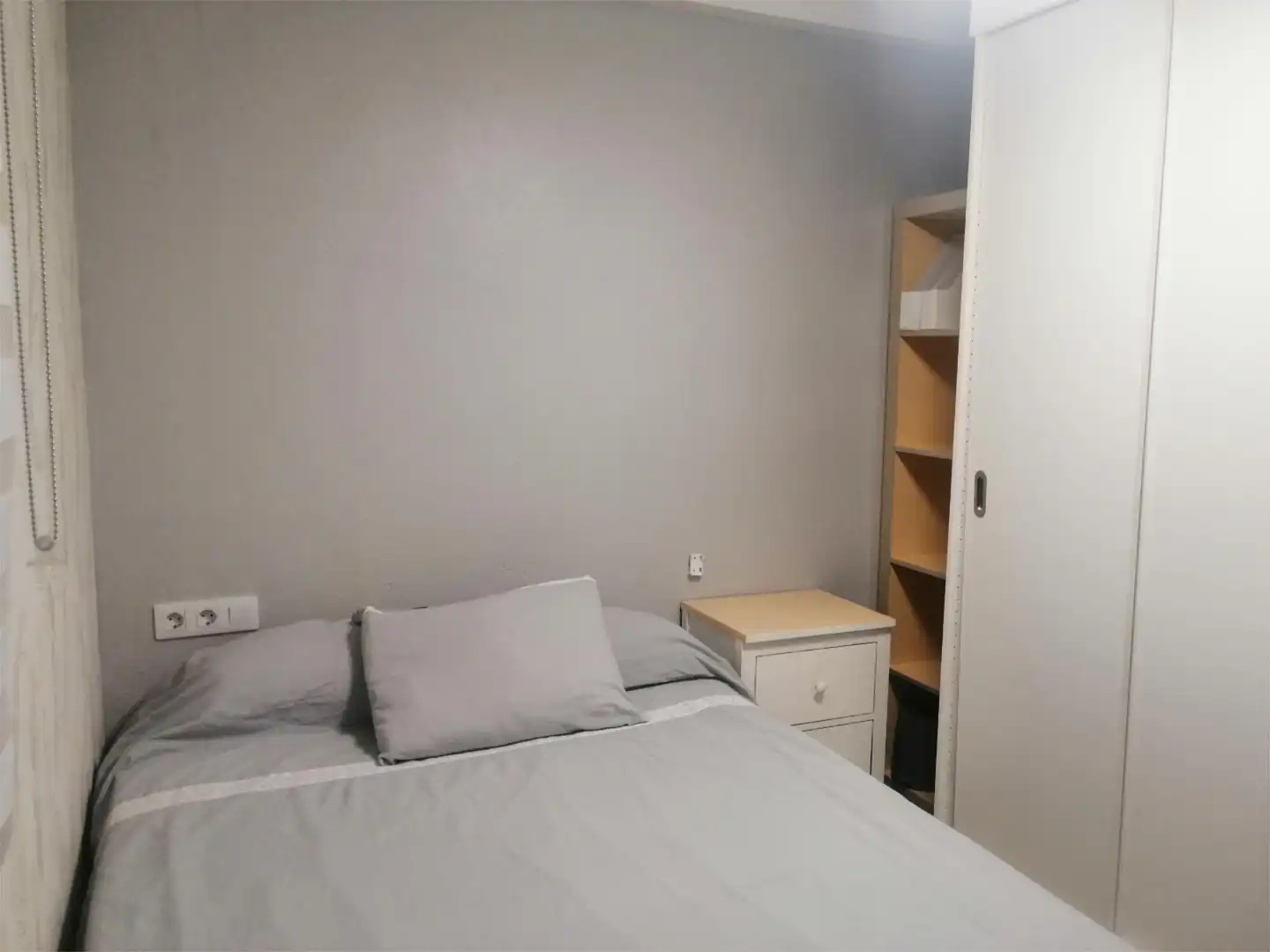 Room in Calle Ganivet, 16, Los Gladiolos Room in Calle Ganivet, 16, Los Gladiolos