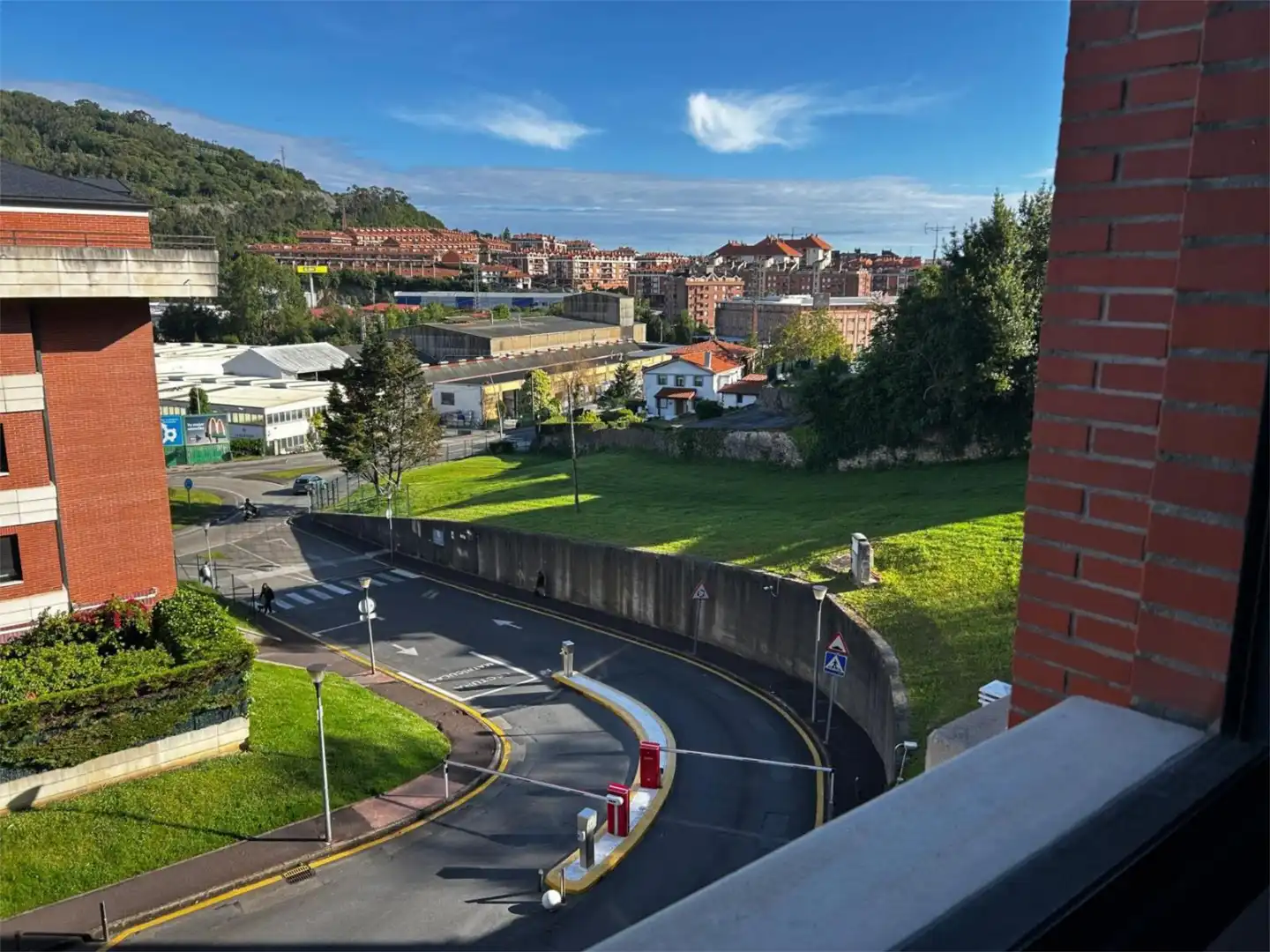 Wohnung zum Verkauf in Urbanización de la Vela Mayor, 54, Brazomar Außenansicht von Wohnung zum Verkauf in Castro-Urdiales mit Schwimmbad