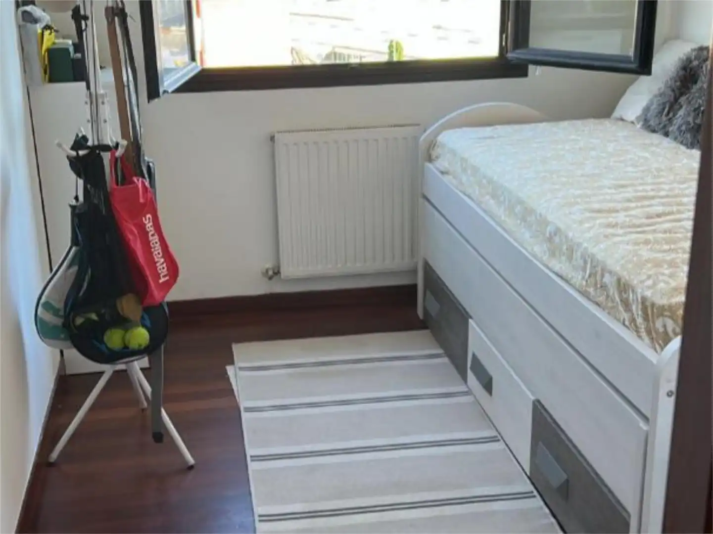 Wohnung zum Verkauf in Urbanización de la Vela Mayor, 54, Brazomar Schlafzimmer von Wohnung zum Verkauf in Castro-Urdiales mit Schwimmbad