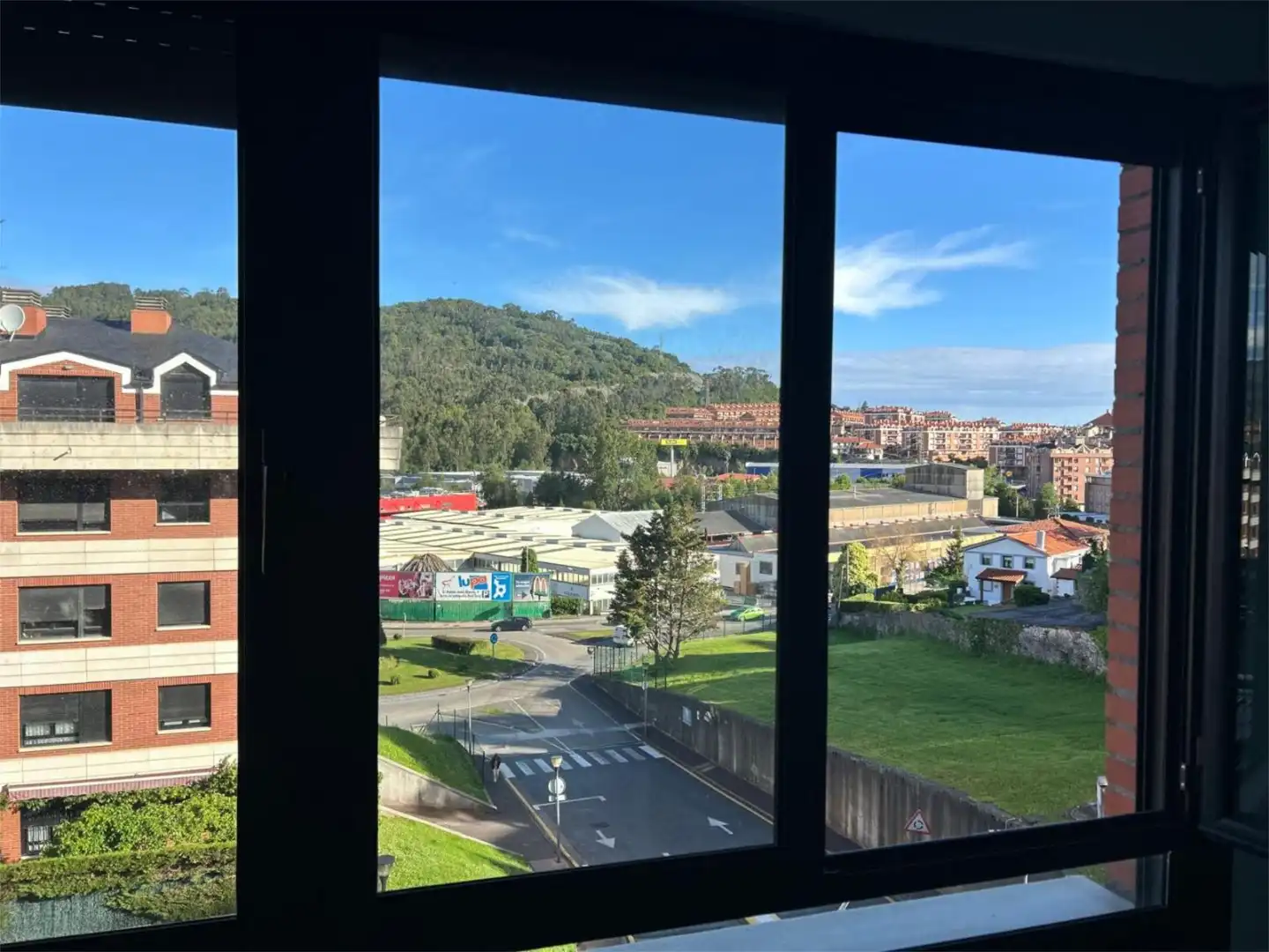 Wohnung zum Verkauf in Urbanización de la Vela Mayor, 54, Brazomar Außenansicht von Wohnung zum Verkauf in Castro-Urdiales mit Schwimmbad