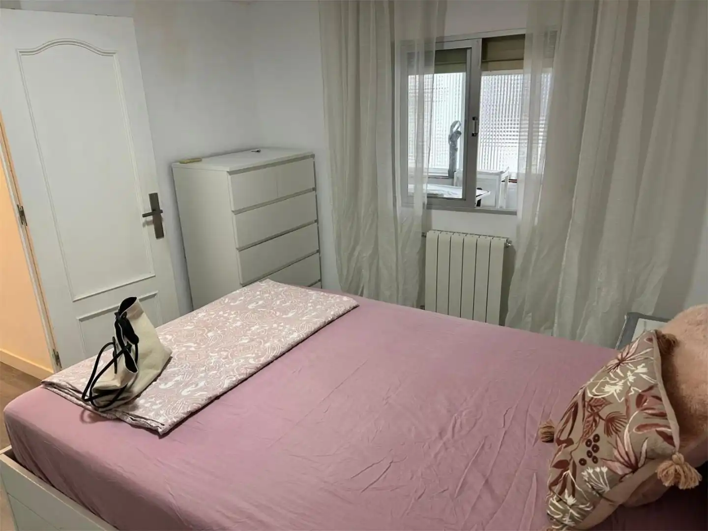 Flat for sale in Calle de Lugo, 1, Ensanche Bedroom of Flat for sale in Alcobendas with Air Conditioner and Balcony