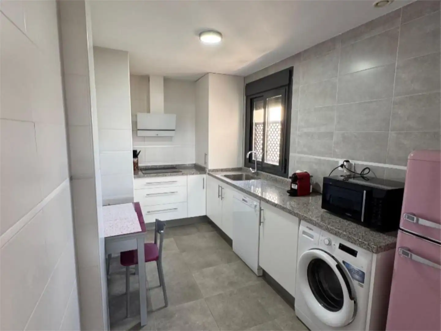 Wohnung zum Verkauf in Avenida de las Acacias, 14, Albolote Küche von Wohnung zum Verkauf in Albolote mit Klimaanlage, Terrasse und Schwimmbad