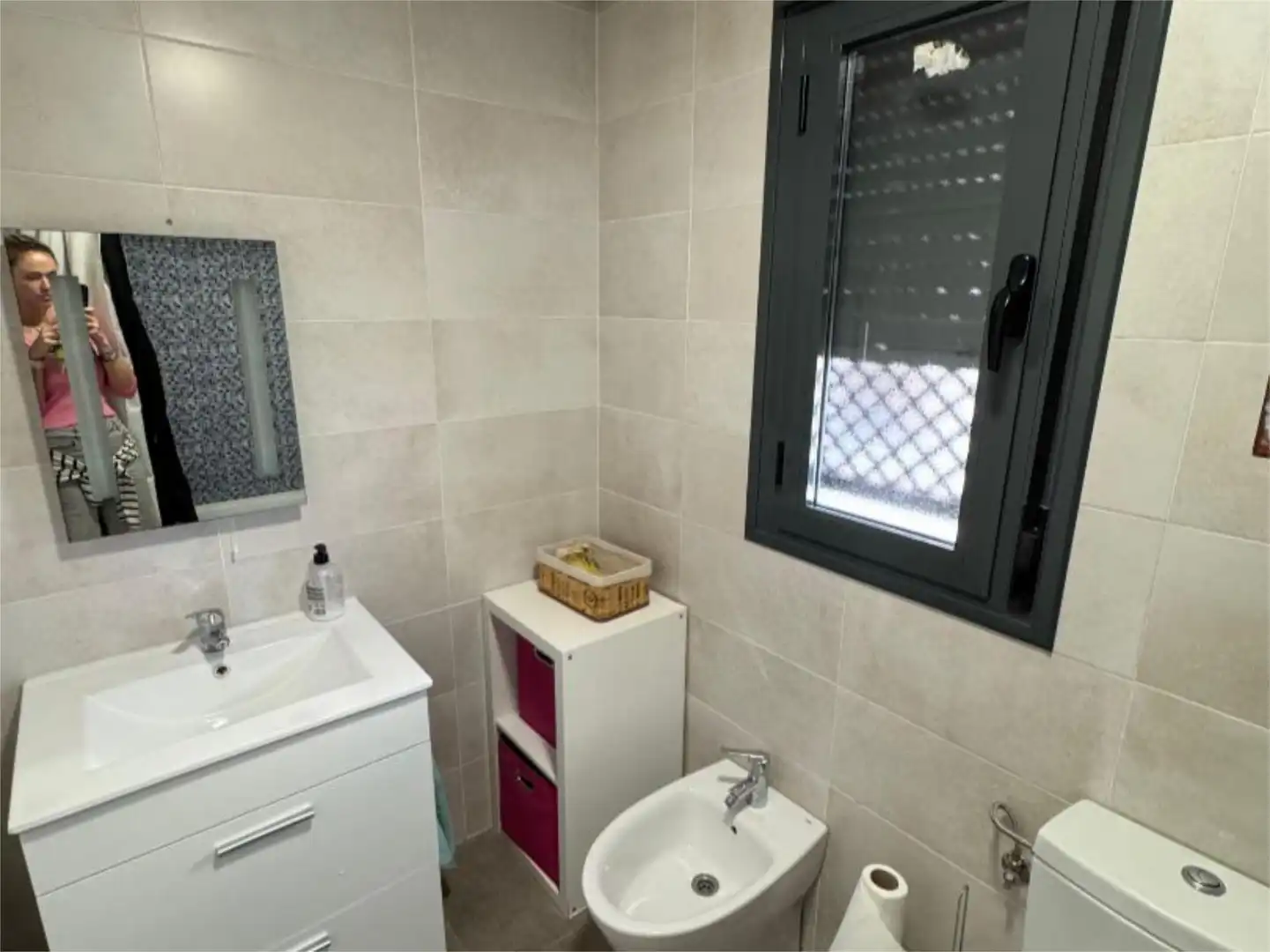 Wohnung zum Verkauf in Avenida de las Acacias, 14, Albolote Badezimmer von Wohnung zum Verkauf in Albolote mit Klimaanlage, Terrasse und Schwimmbad
