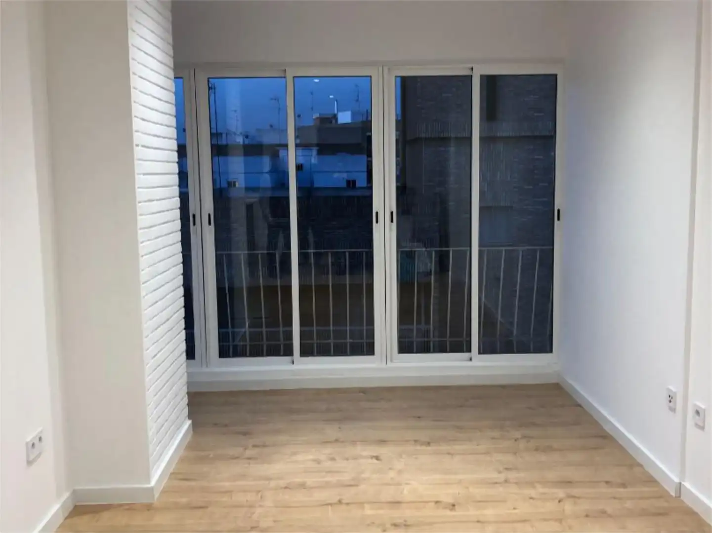 Balcony of Flat for rent in Alaquàs  with Parquet flooring