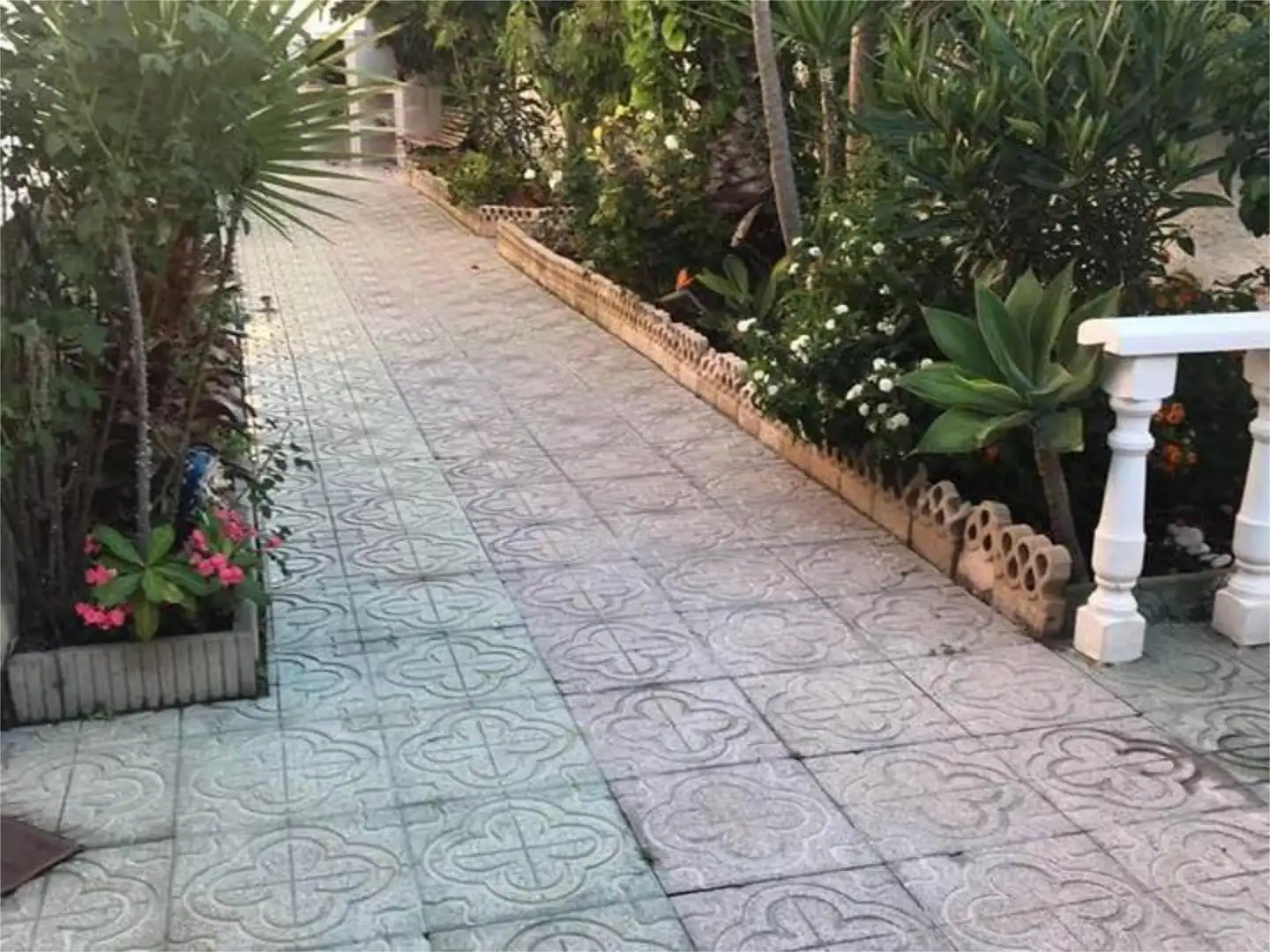 Terrace of Flat for rent in Torrevieja  with Air Conditioner, Heating and Private garden