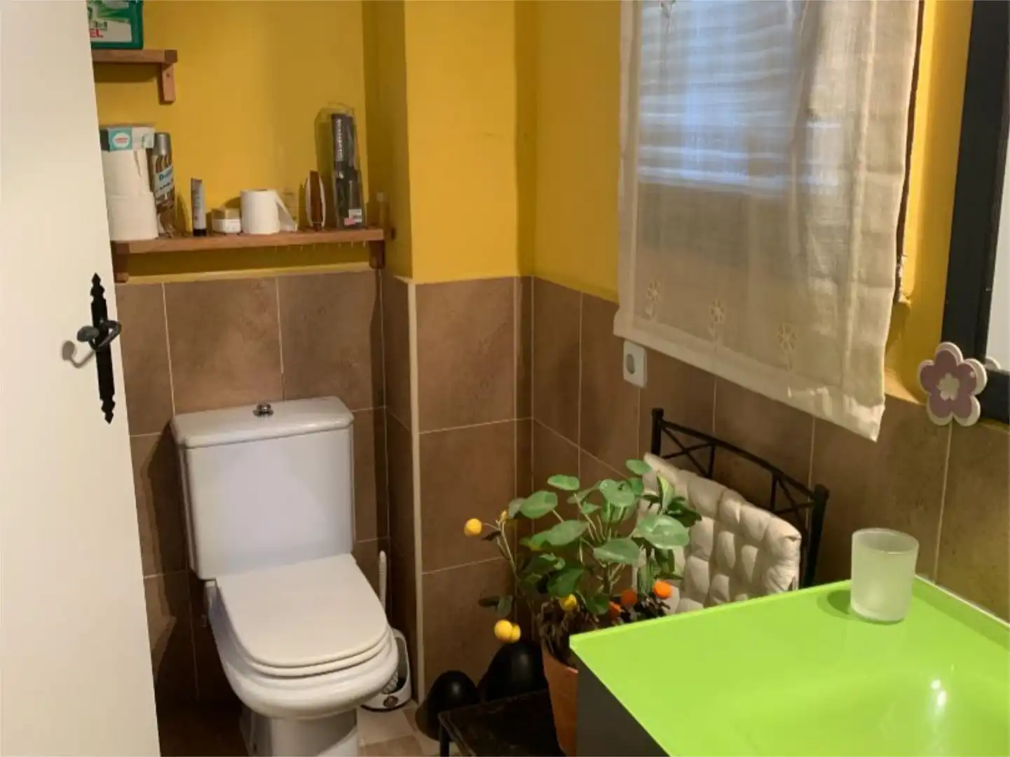 Baño de Apartamento en venta en San Martín de Valdeiglesias con Calefacción, Terraza y Amueblado