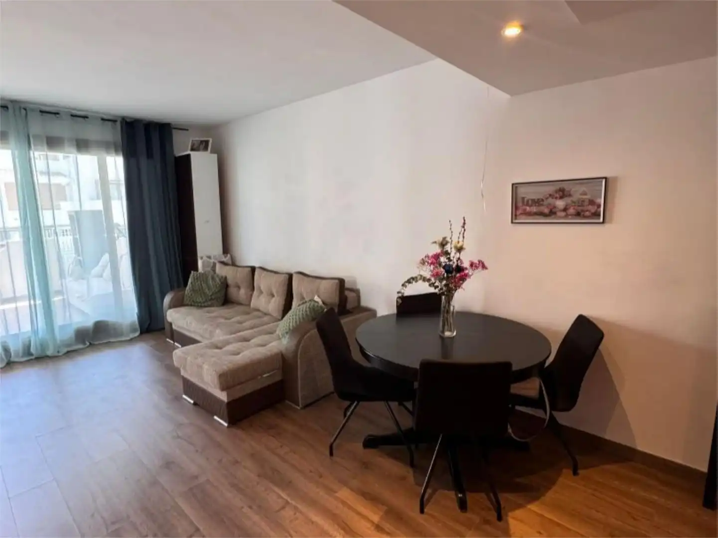 Wohnung zum Verkauf in Avenida de las Olas, 7, Punta Prima Wohnzimmer von Wohnung zum Verkauf in Torrevieja mit Klimaanlage, Heizung und Parkett