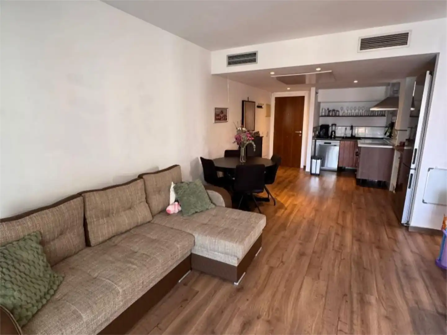 Wohnung zum Verkauf in Avenida de las Olas, 7, Punta Prima Wohnzimmer von Wohnung zum Verkauf in Torrevieja mit Klimaanlage, Heizung und Parkett