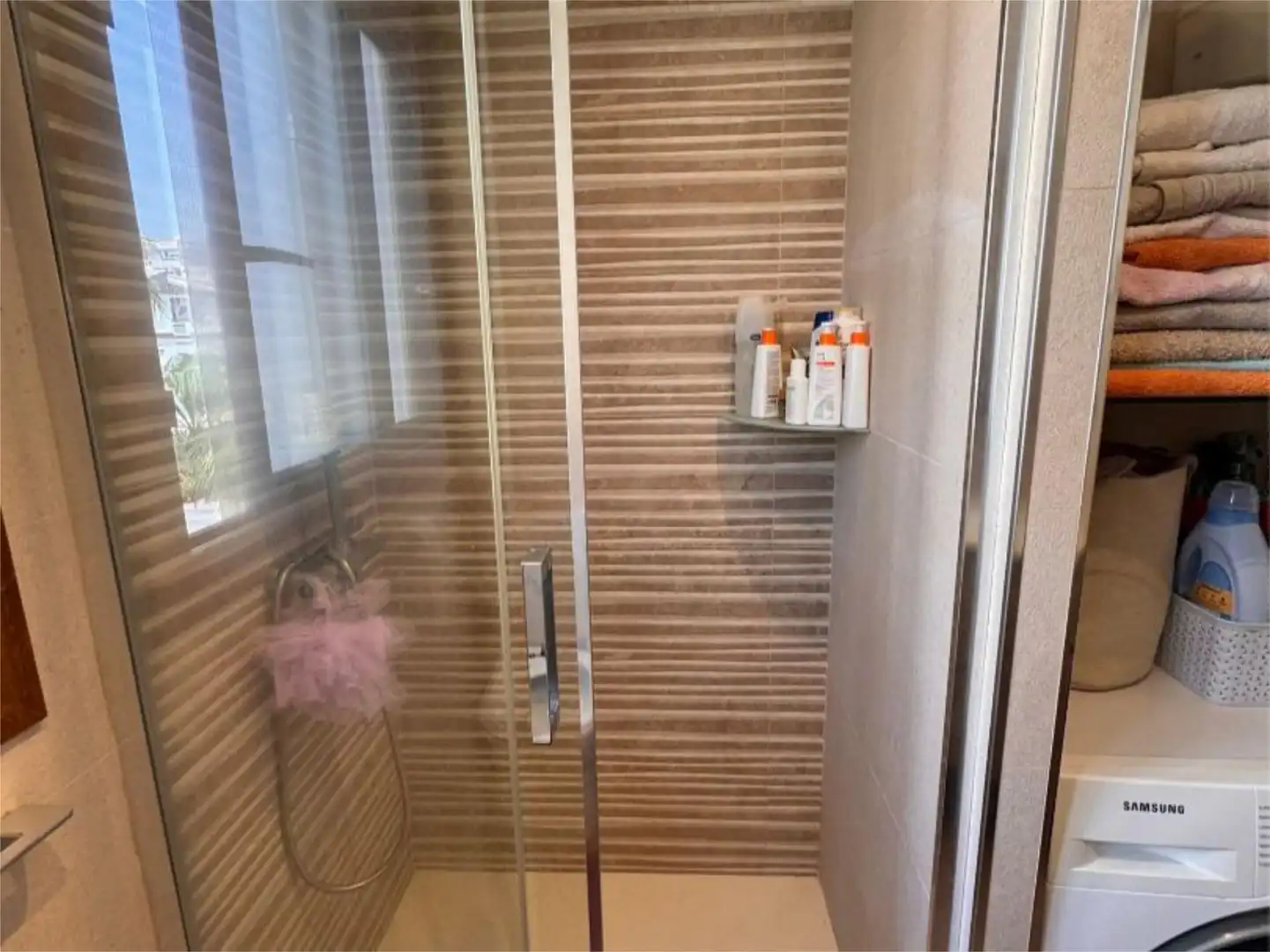 Wohnung zum Verkauf in Avenida de las Olas, 7, Punta Prima Badezimmer von Wohnung zum Verkauf in Torrevieja mit Klimaanlage, Heizung und Parkett