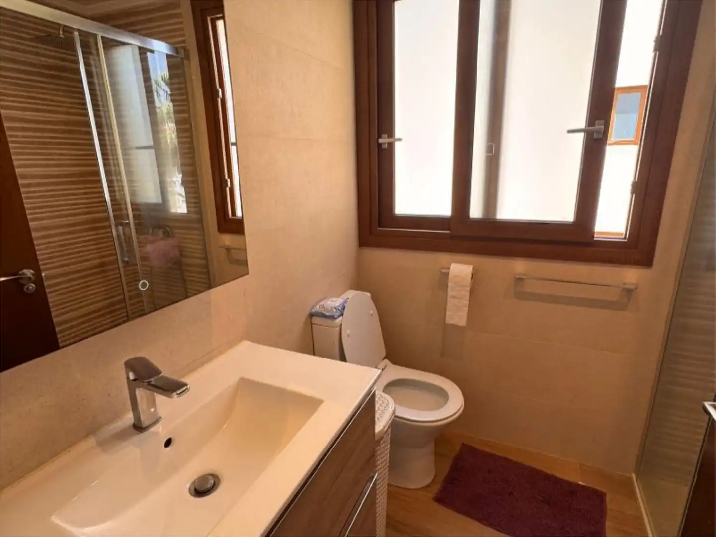 Wohnung zum Verkauf in Avenida de las Olas, 7, Punta Prima Badezimmer von Wohnung zum Verkauf in Torrevieja mit Klimaanlage, Heizung und Parkett