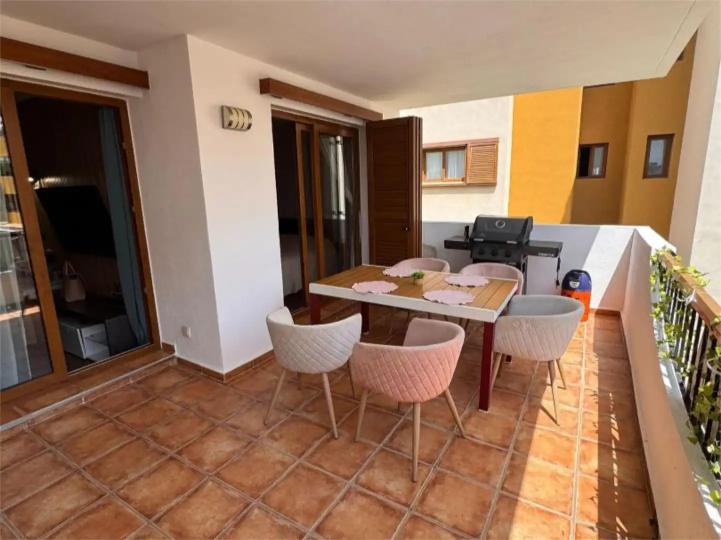Wohnung zum Verkauf in Avenida de las Olas, 7, Punta Prima Terrasse von Wohnung zum Verkauf in Torrevieja mit Klimaanlage, Heizung und Parkett
