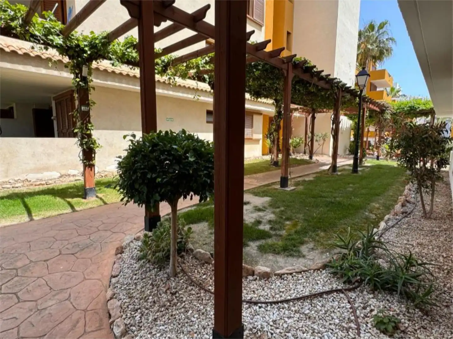 Wohnung zum Verkauf in Avenida de las Olas, 7, Punta Prima Garten von Wohnung zum Verkauf in Torrevieja mit Klimaanlage, Heizung und Parkett