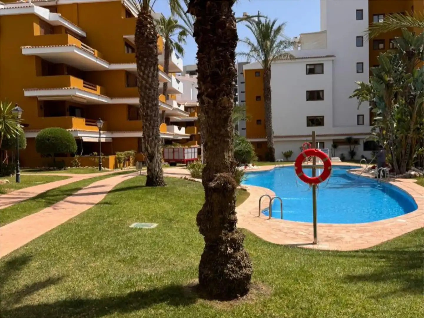 Wohnung zum Verkauf in Avenida de las Olas, 7, Punta Prima Außenansicht von Wohnung zum Verkauf in Torrevieja mit Klimaanlage, Heizung und Parkett