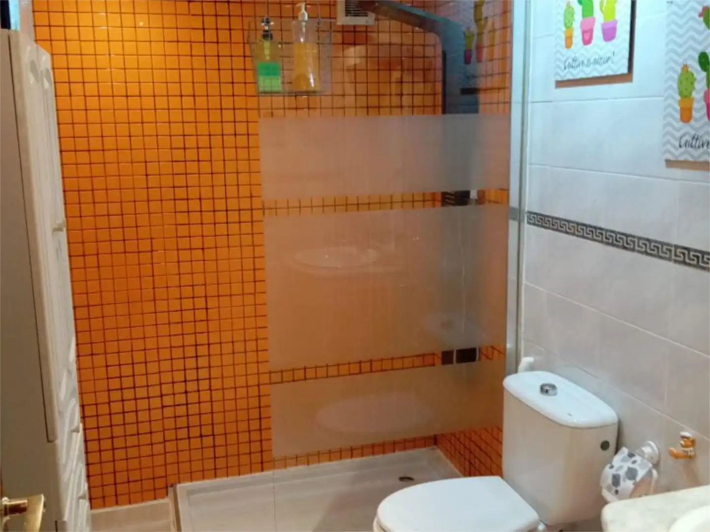 Bathroom of Flat for sale in Cambre 
