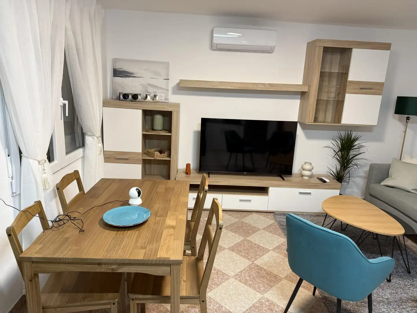 Sala de estar de Piso de alquiler en Villanueva del Rosario con Aire acondicionado, Calefacción y Terraza