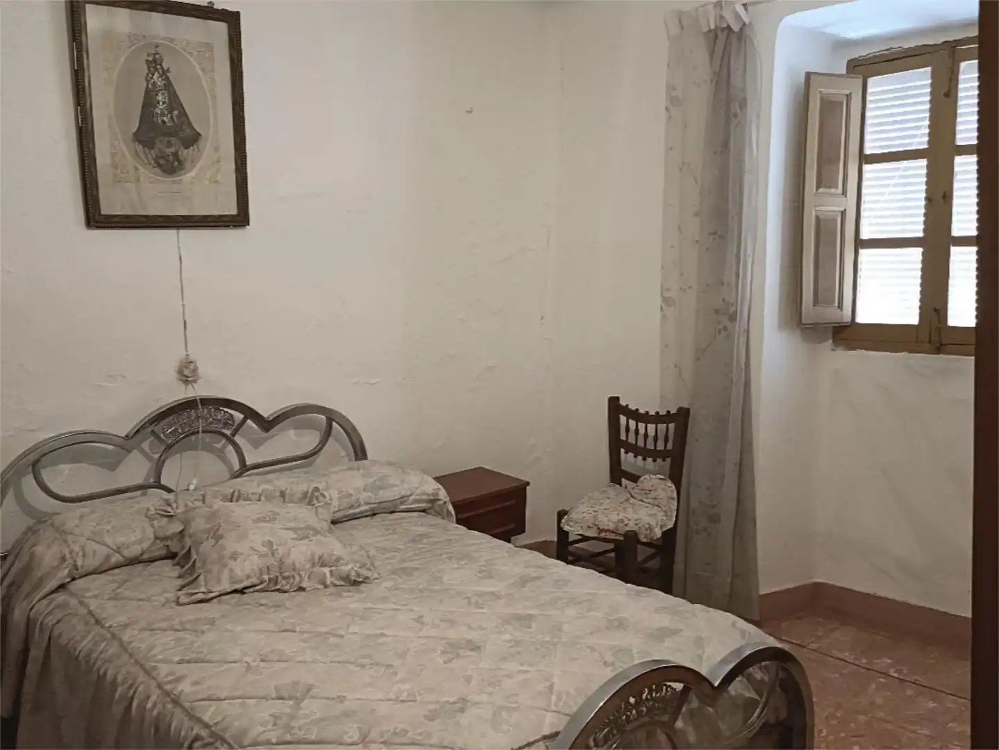 Casa adosada en venda a Calle Animas, 46, Montefrío Dormitori de Casa adosada en venda en Montefrío amb Aire condicionat, Terrassa i Balcó