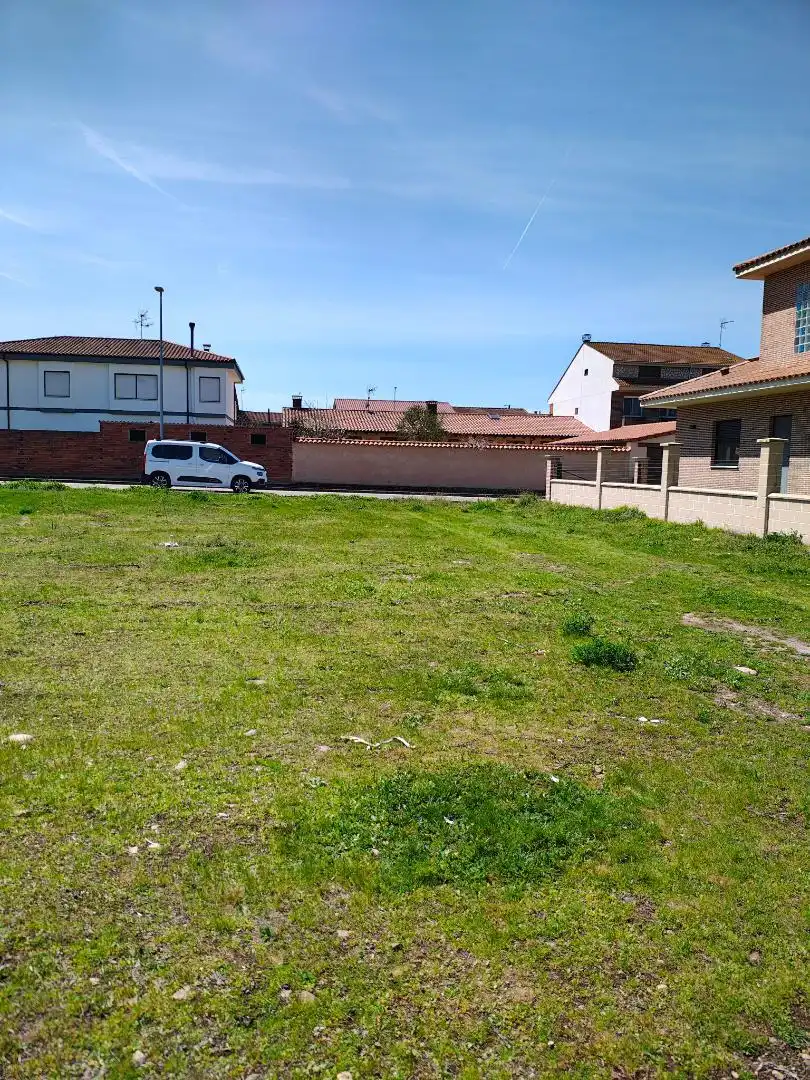 Finca rústica en venda a Avenida Puente de Hierro, 78, Carrizo Finca rústica en venda en Carrizo amb Jardí privat