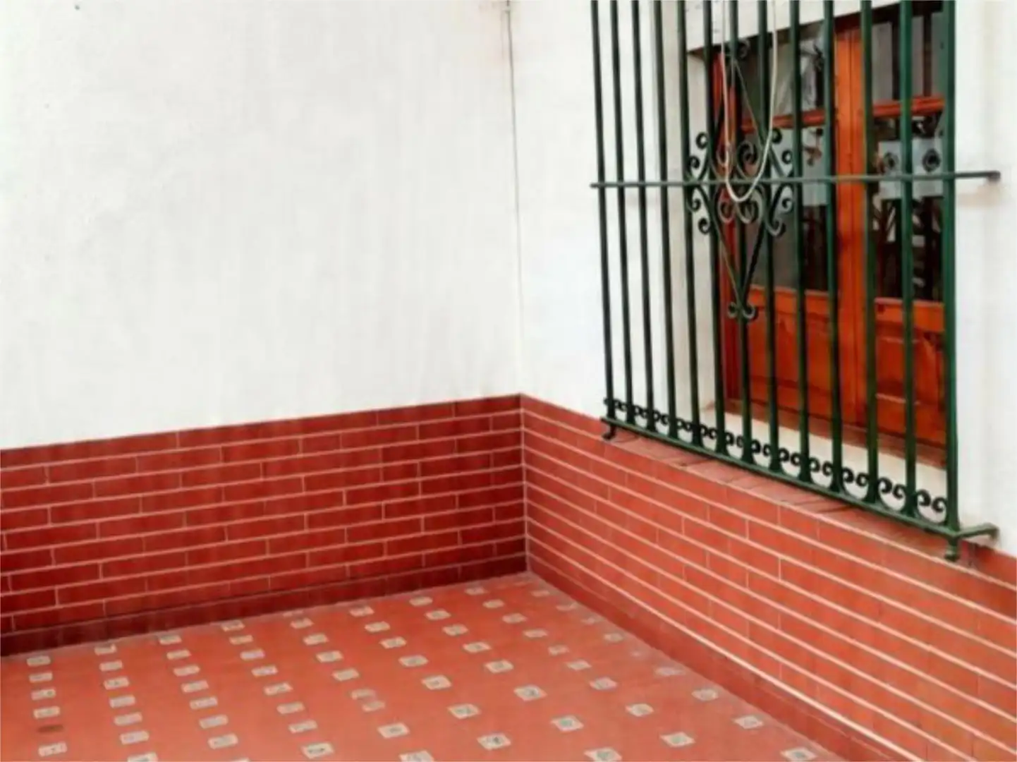 Flat for sale in Calle Esperanza, 2, Lora del Río Balcony of Flat for sale in Lora del Río with Air Conditioner, Terrace and Balcony