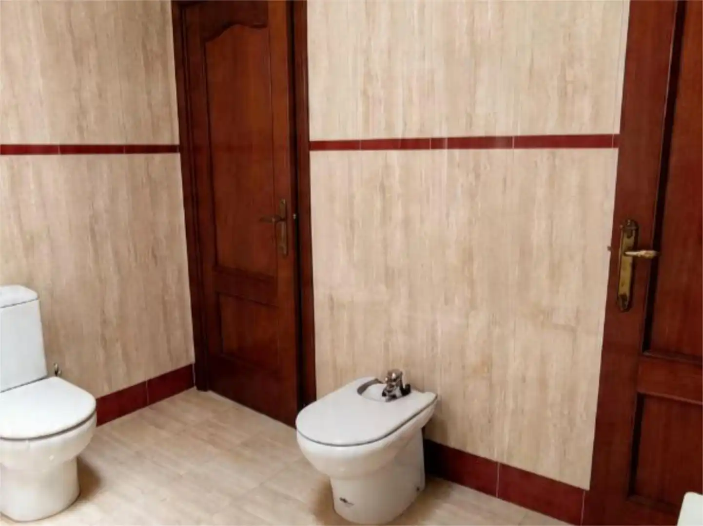 Flat for sale in Calle Esperanza, 2, Lora del Río Bathroom of Flat for sale in Lora del Río with Air Conditioner, Terrace and Balcony