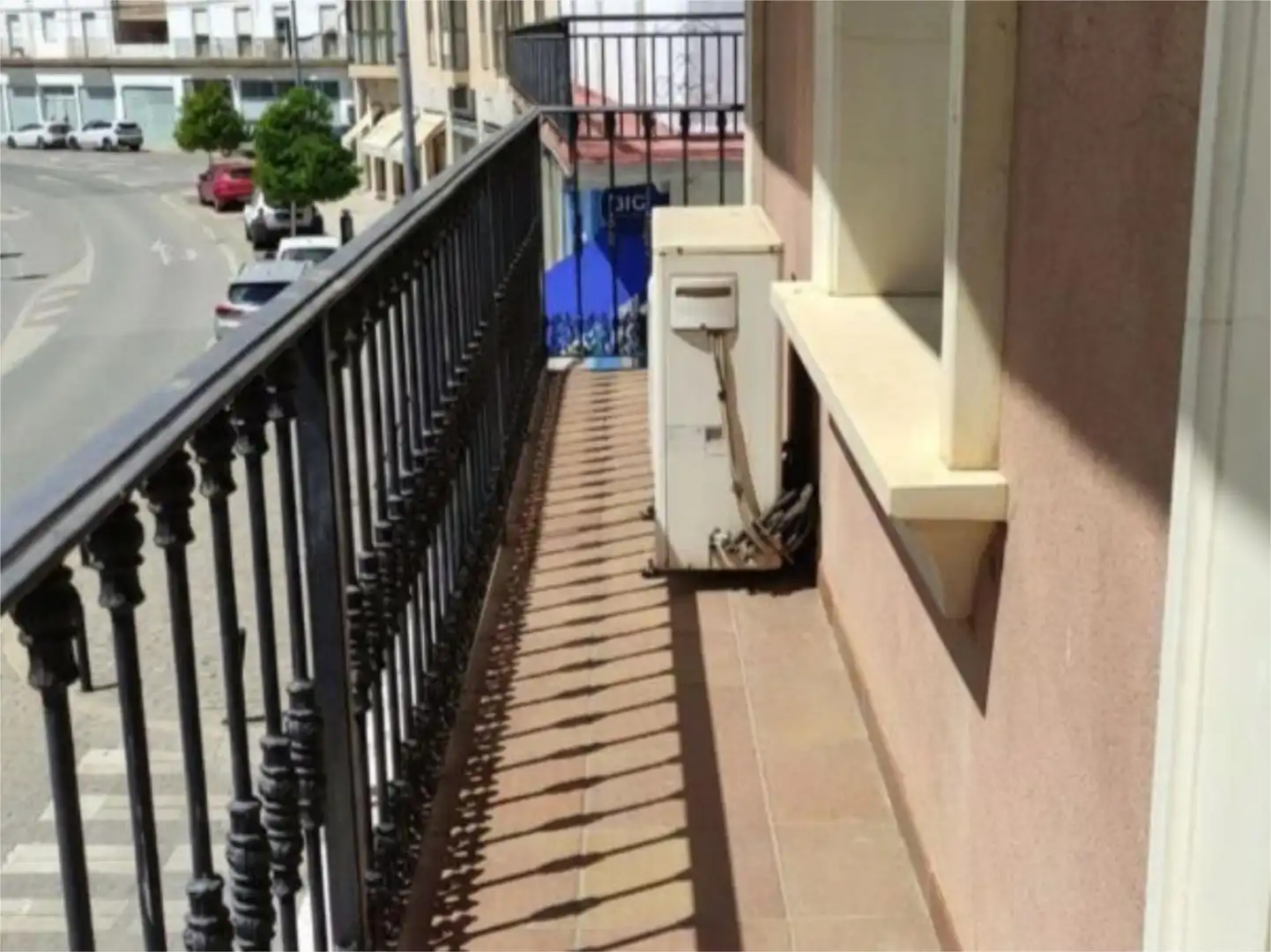 Flat for sale in Calle Esperanza, 2, Lora del Río Balcony of Flat for sale in Lora del Río with Air Conditioner, Terrace and Balcony