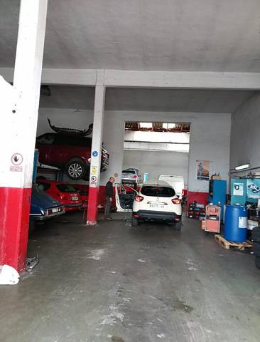 Local comercial en Venta en Calle Gloria-Urbanizacion Eliseo Gomez Fernandez, 234 en Alisal - San Román