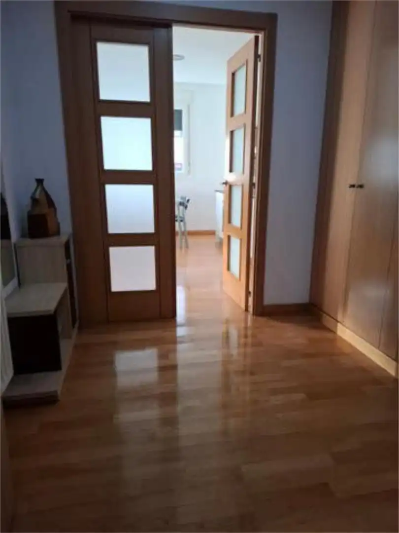 Loft zur Miete in Burgos Capital mit Heizung und Möbliert