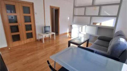 Foto 2 de Loft de alquiler en Villimar - V1 - V2 - S3 - S4 - San Cristobal, Burgos Capital