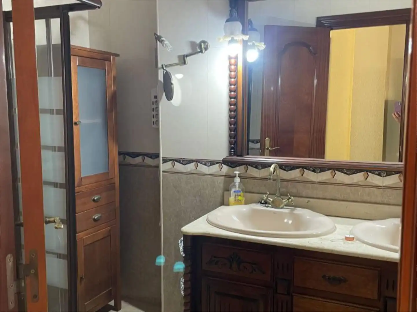 Flat for sale in Avenida Vivar Téllez, 11, Capuchinos - Los Olivos Bathroom of Flat for sale in Vélez-Málaga with Air Conditioner, Terrace and Balcony