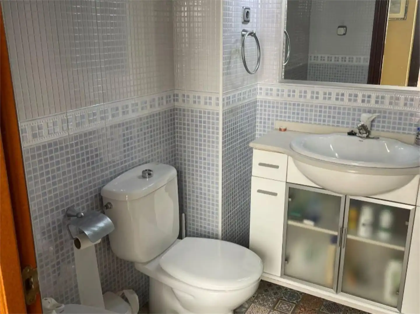 Flat for sale in Avenida Vivar Téllez, 11, Capuchinos - Los Olivos Bathroom of Flat for sale in Vélez-Málaga with Air Conditioner, Terrace and Balcony